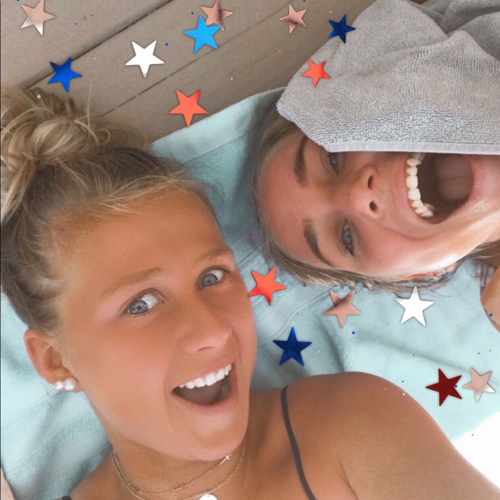 Meet your Posher, Jules